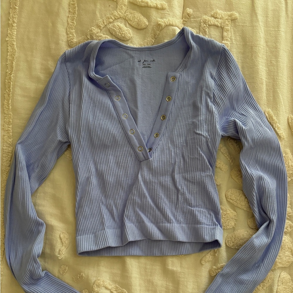 lavender out from under claudia seamless henley top